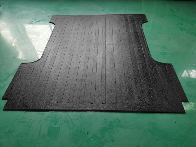 Rubber-Bed-mat-for-Pickup-Truck-view-(6)